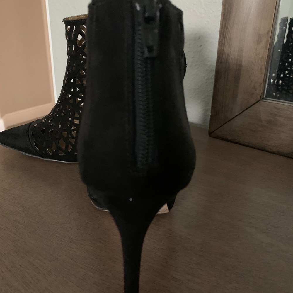 Ladies Bcbgeneration Black Booties - image 3